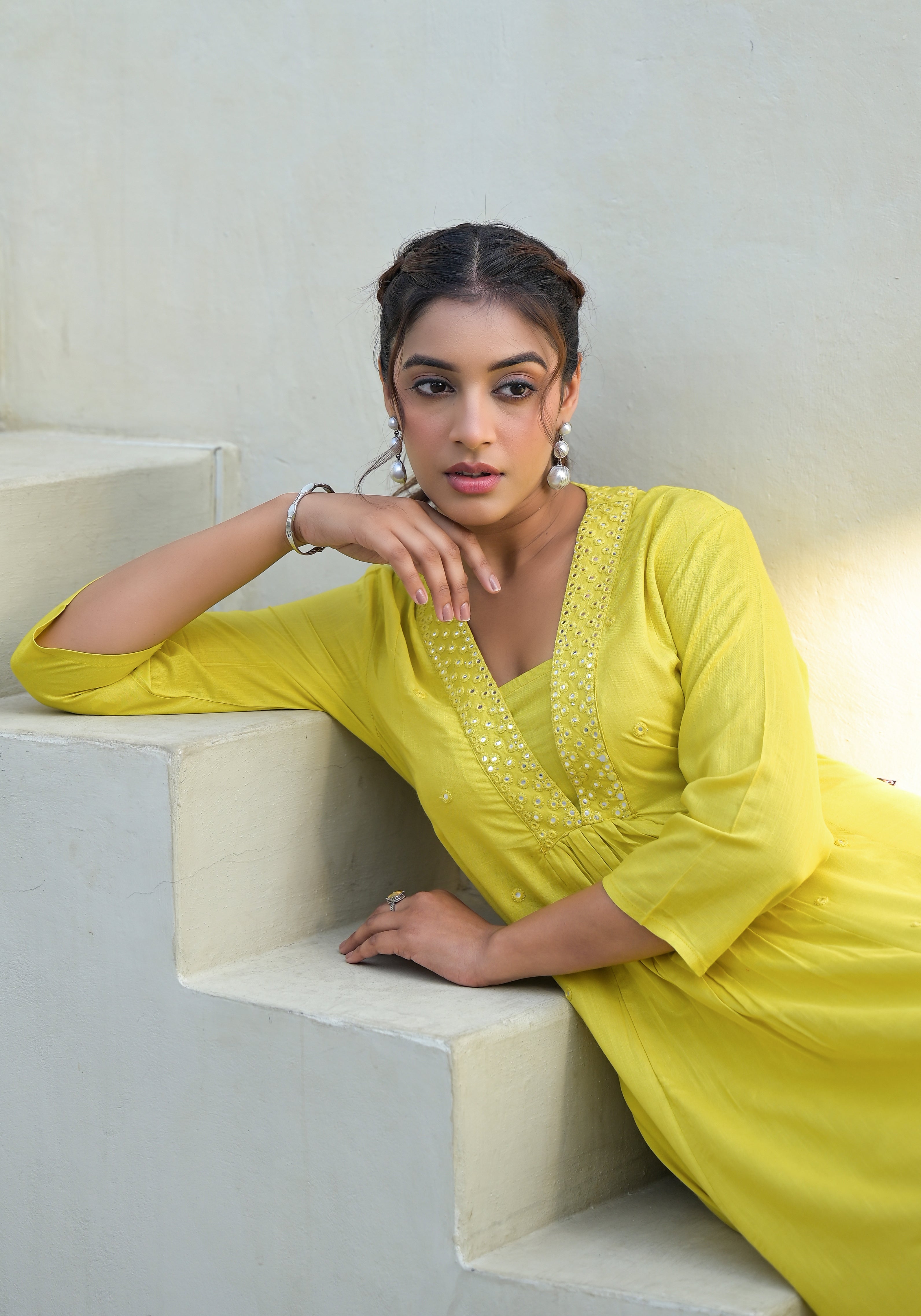 Yellow Solid Liva Rayon Kurta With Mirror Work | DesiQlo