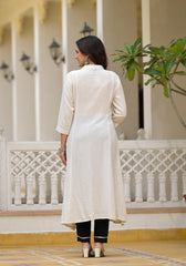 Off-White Solid Kurta With Mirror  Work