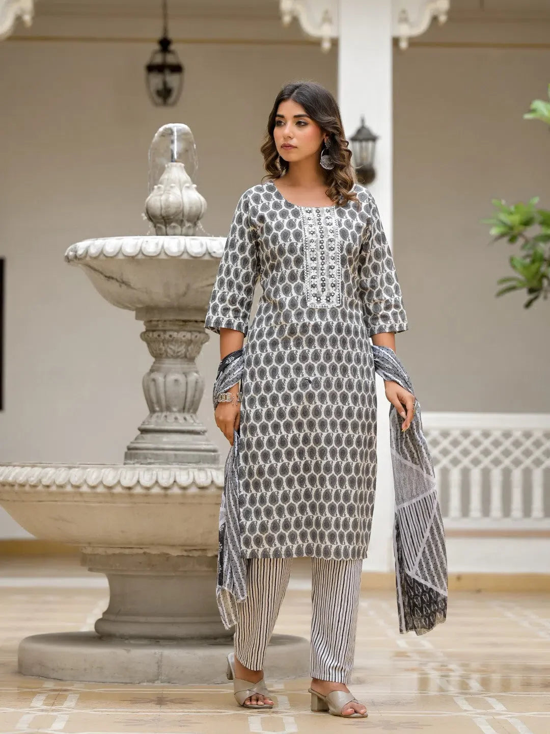 Grey Cotton Kurta Set with Dupatta | Women's Indian Kurta Sets