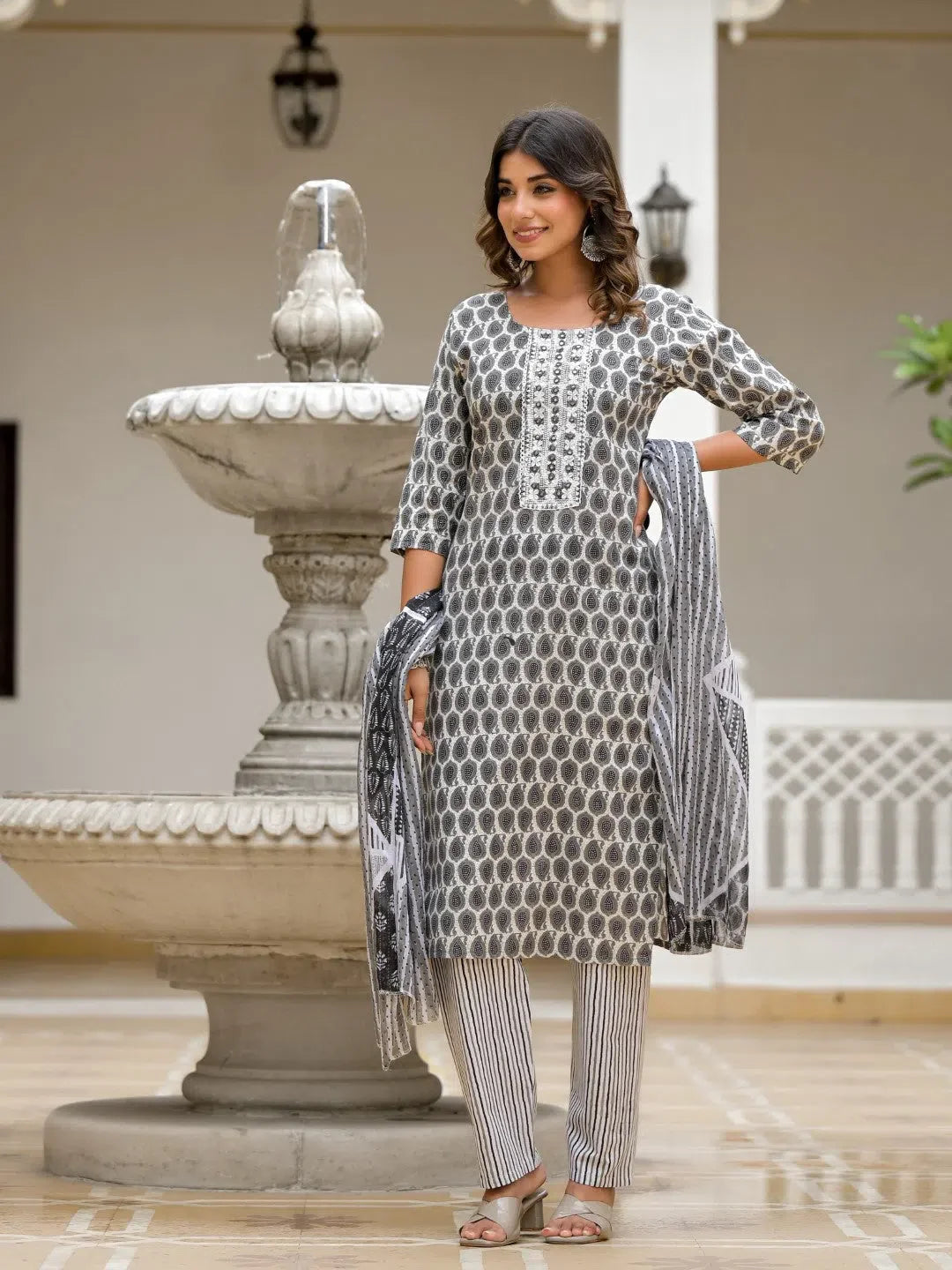 Grey Cotton Kurta Set with Dupatta | Women's Indian Kurta Sets