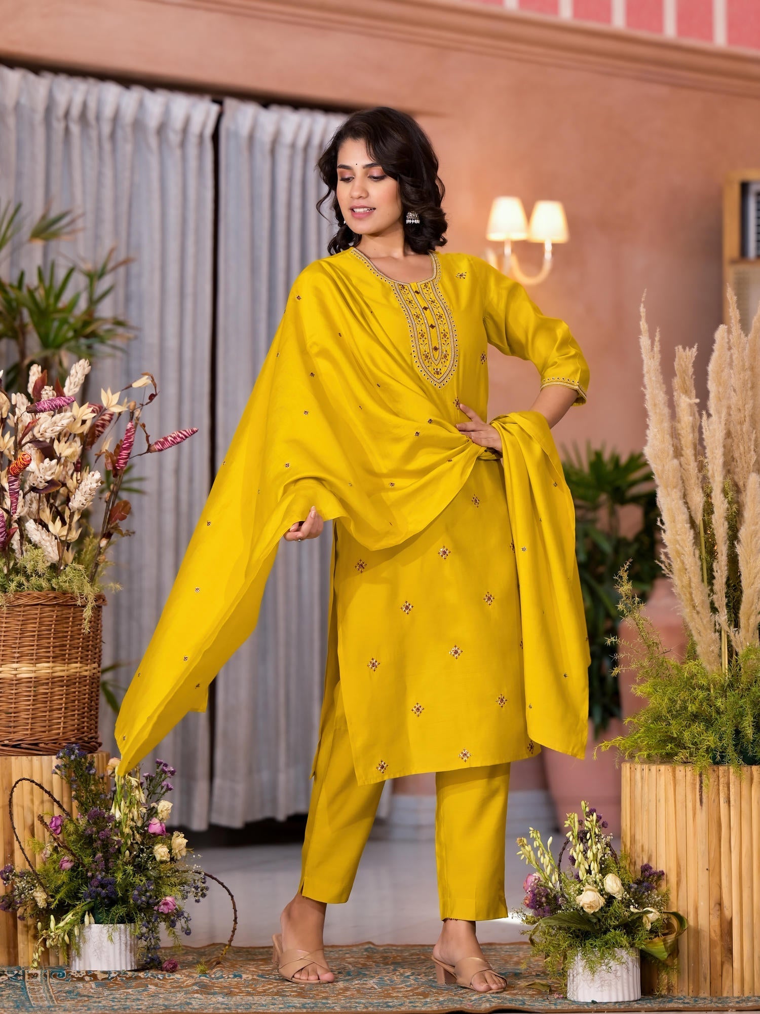 Yellow Thread Embroidered Viscose Kurta Pant And Dupatta Set With Zari