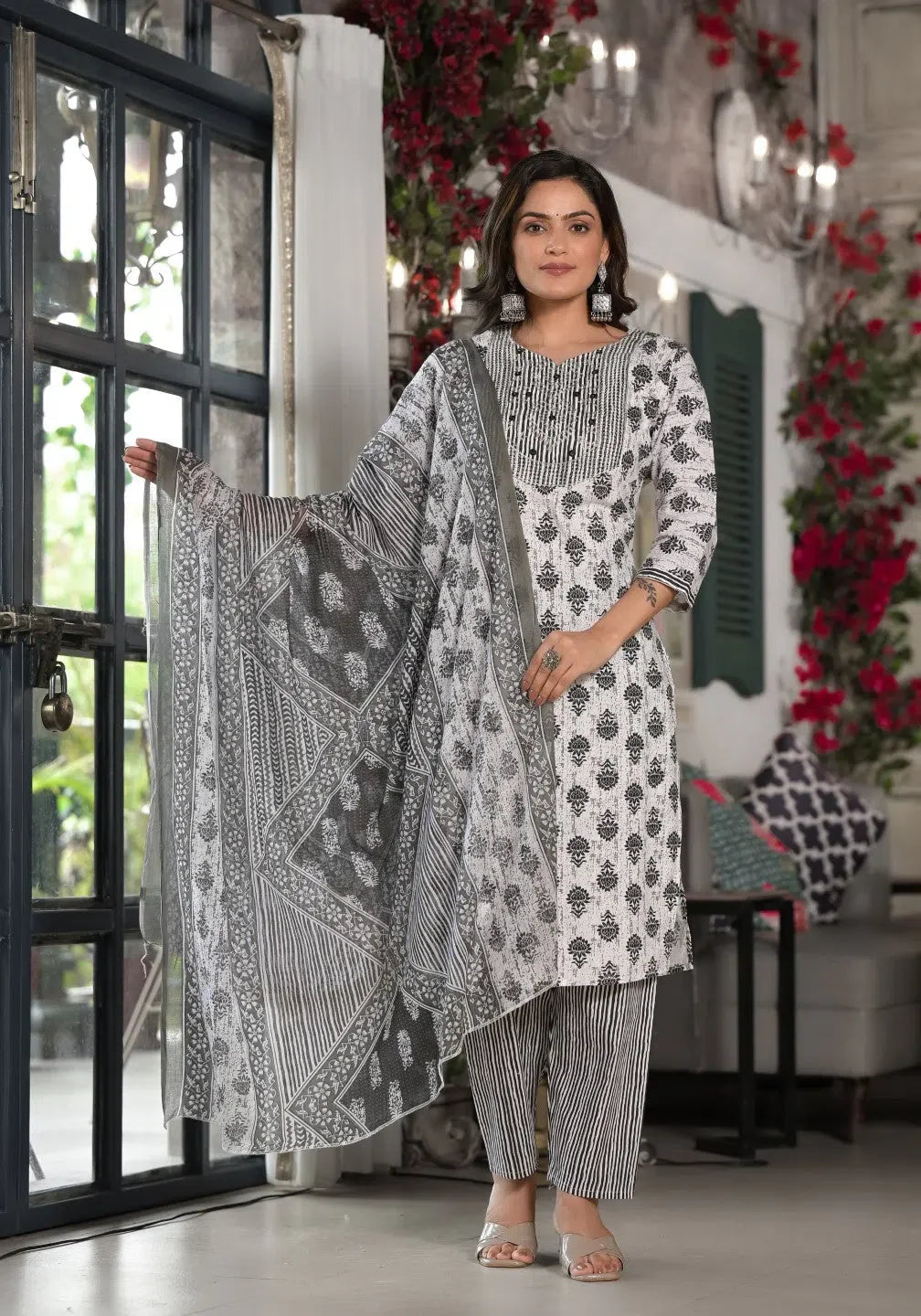 Black Printed Cotton Kurta Set with Mirror Work | Women's Kurta