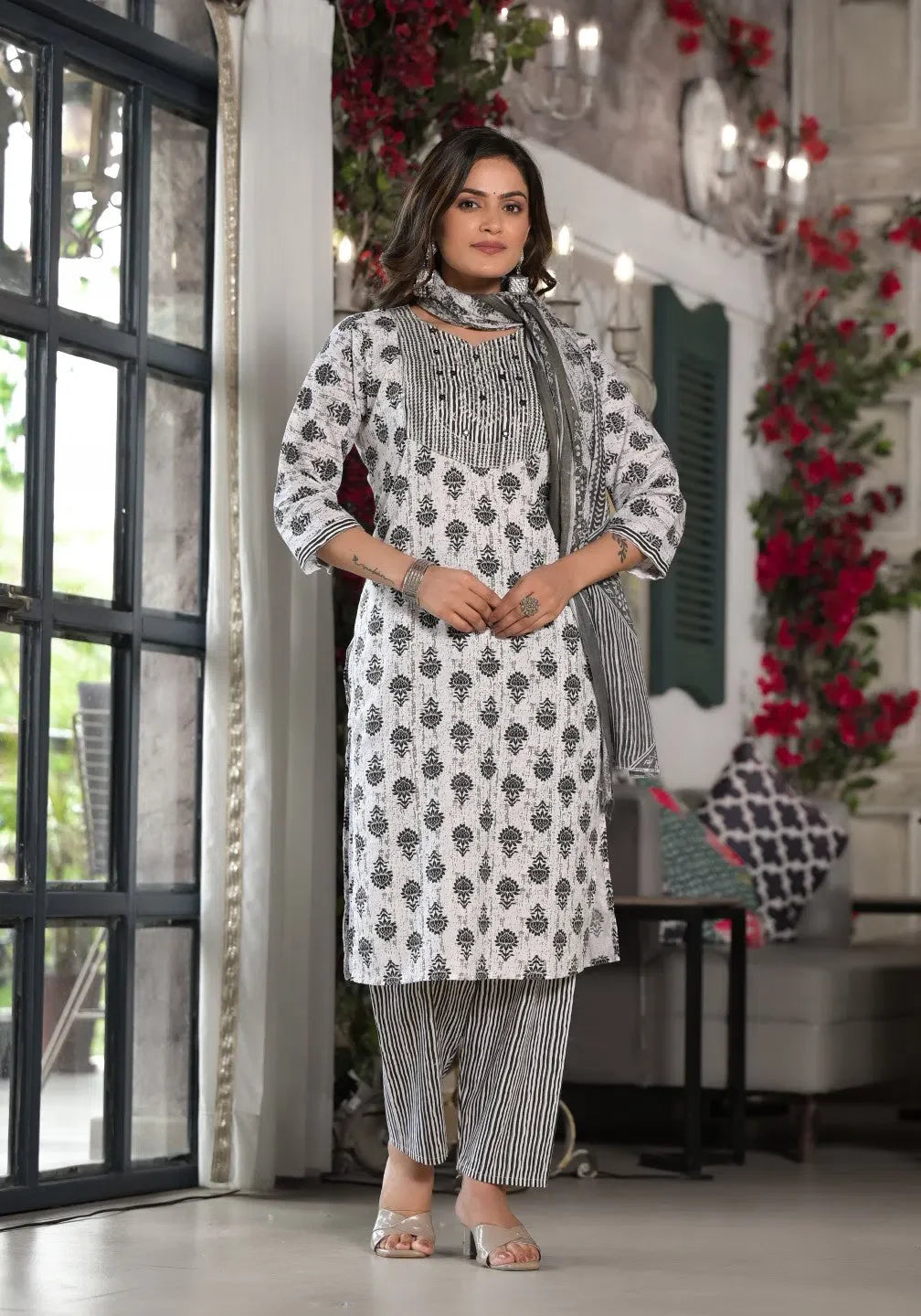 Black Printed Cotton Kurta Set with Mirror Work | Women's Kurta
