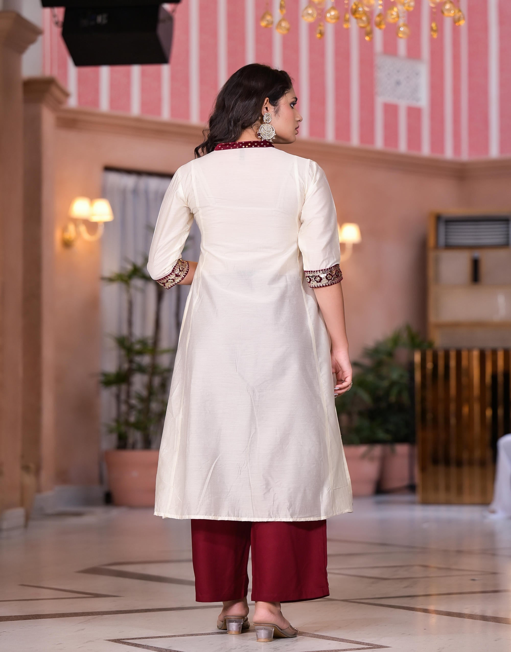 Ivory Zari Embroidered Chanderi Kurta Set With Sequins & Beads | DesiQ