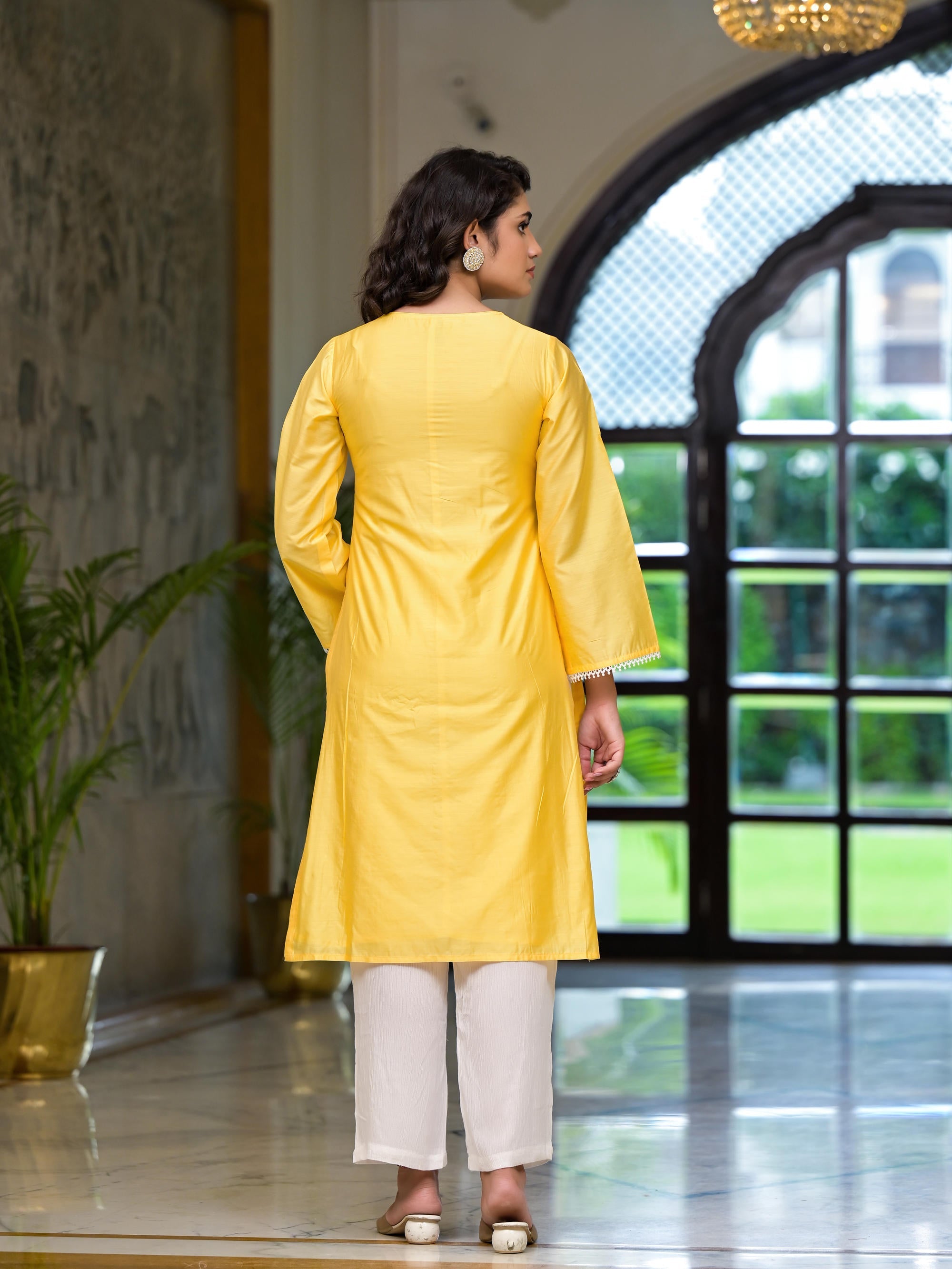 Yellow Thread Embroidered Viscose Kurta Pant And Dupatta Set With Thre
