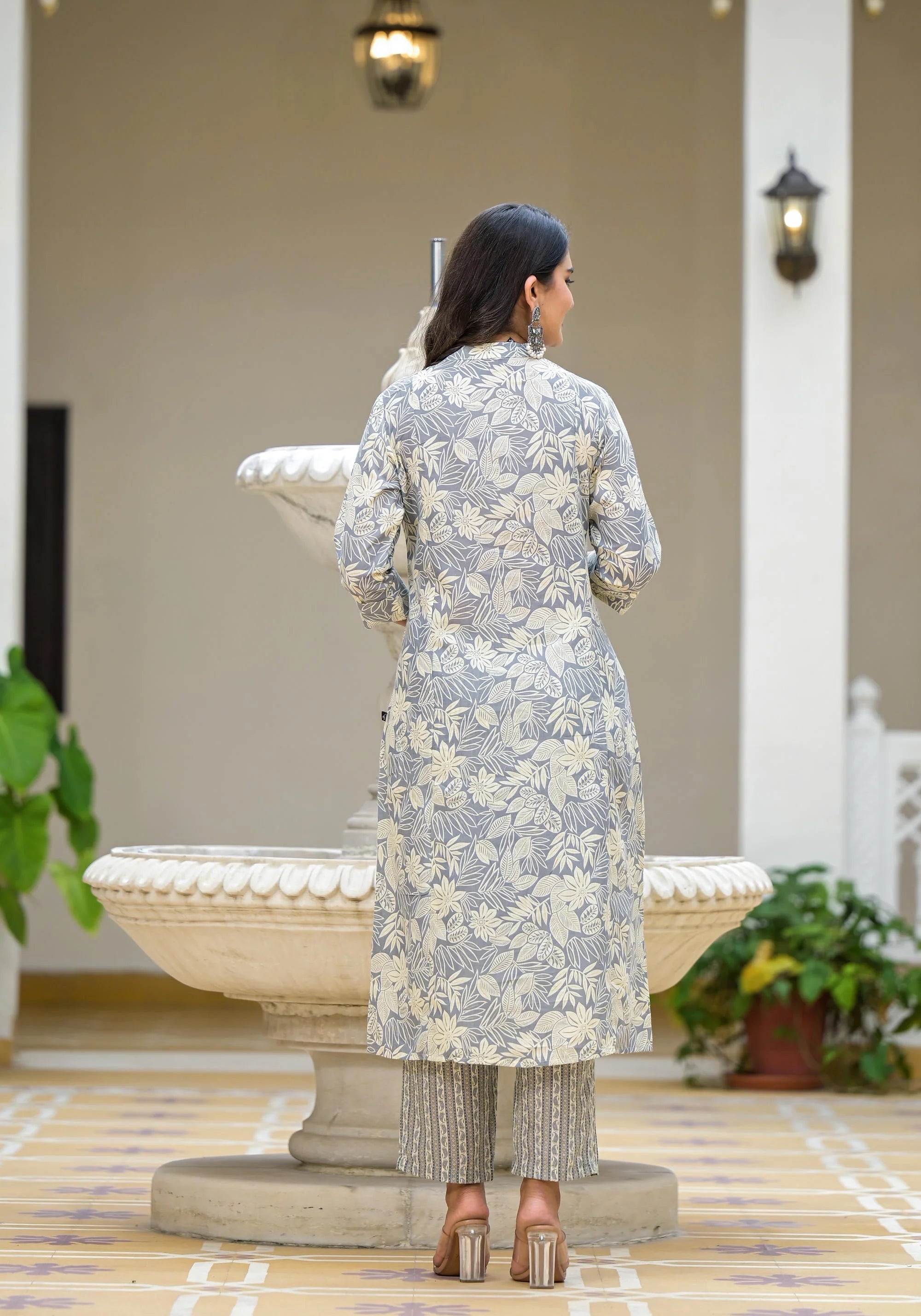 Grey Floral Printed Cotton Kurta Set with Dupatta - Stylish Look