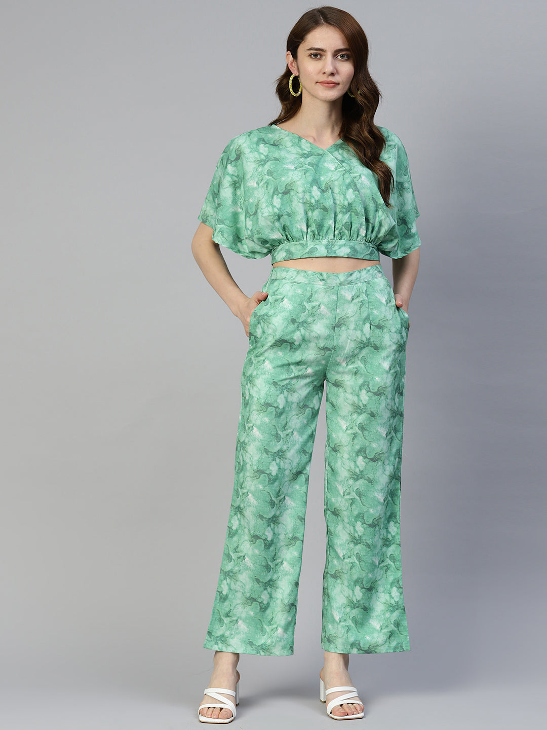 DesiQlo Women Printed Women Co-ords set - Green