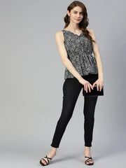 Women Printed crop top with frills