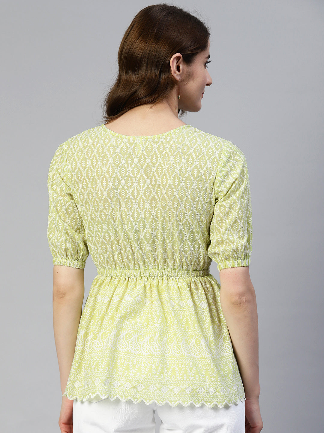 DesiQlo Women Embroidered Tops - Green