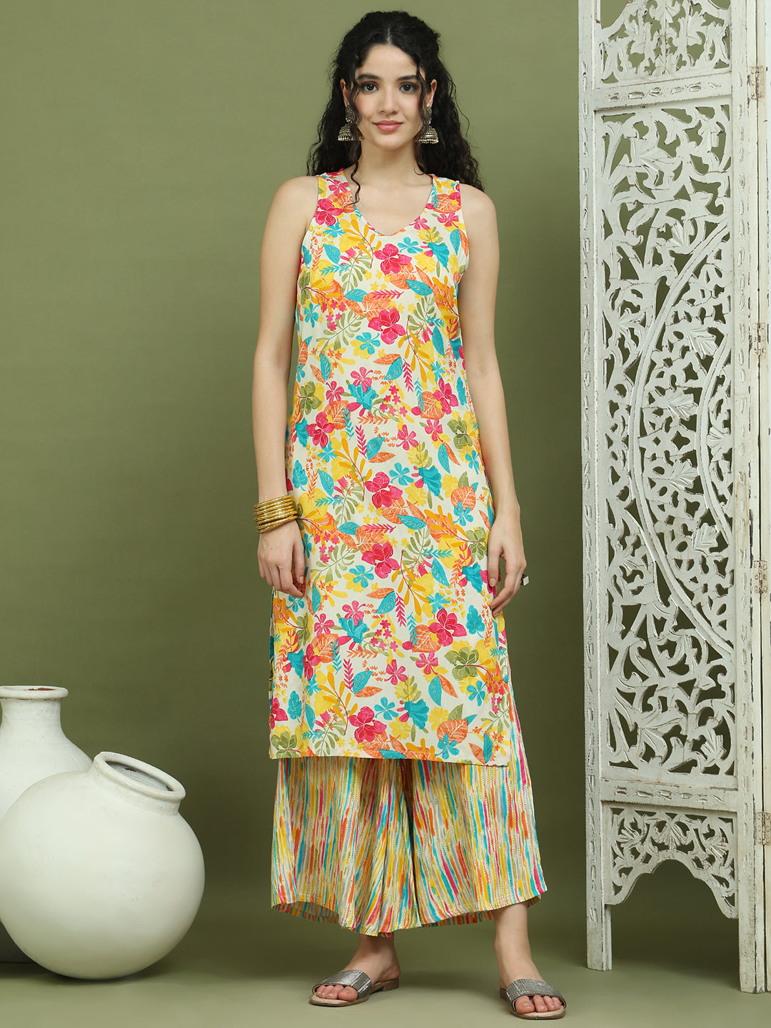 DesiQlo Women Kurta & Kurtis - White