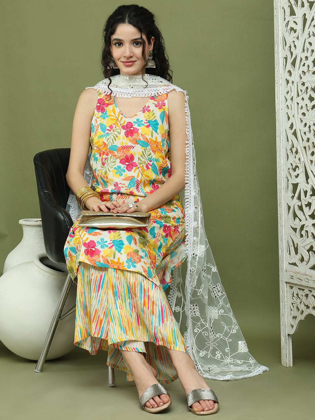 DesiQlo Women kurta sets - White - JOKPL_2137Mul_D67W_1576_White_S