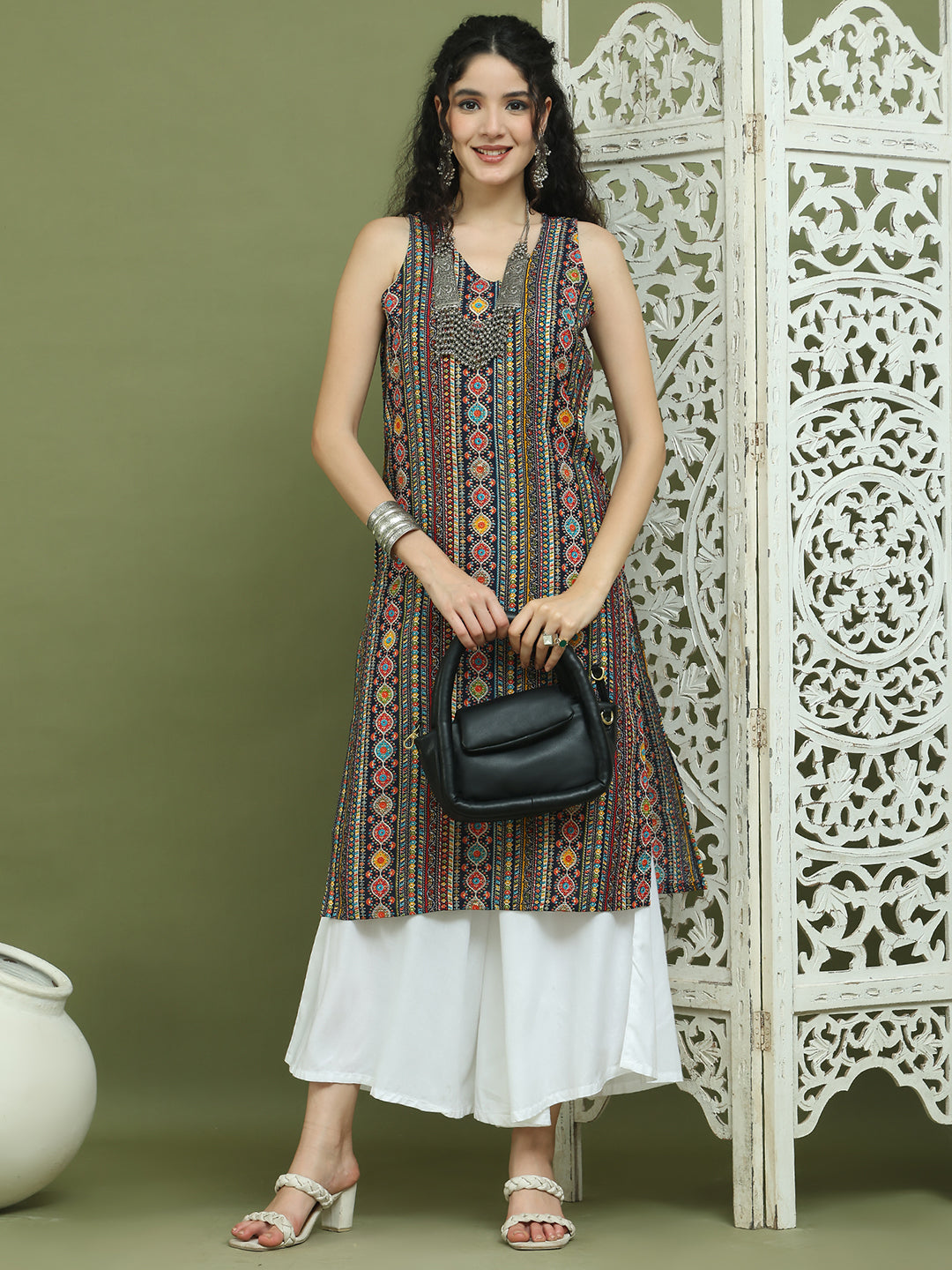 DesiQlo Women kurta sets - Blue