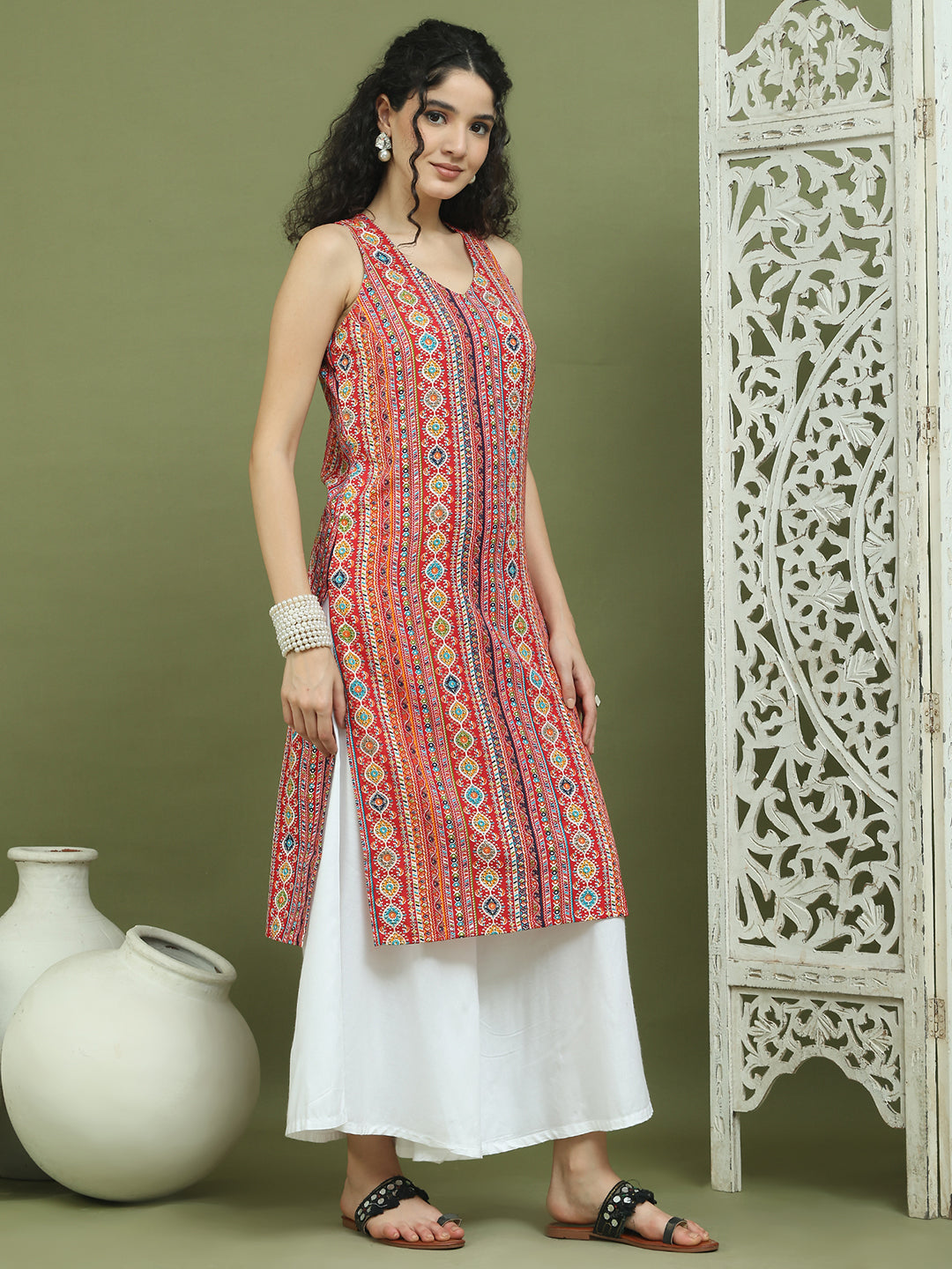 DesiQlo Women Kurta & Kurtis - Red