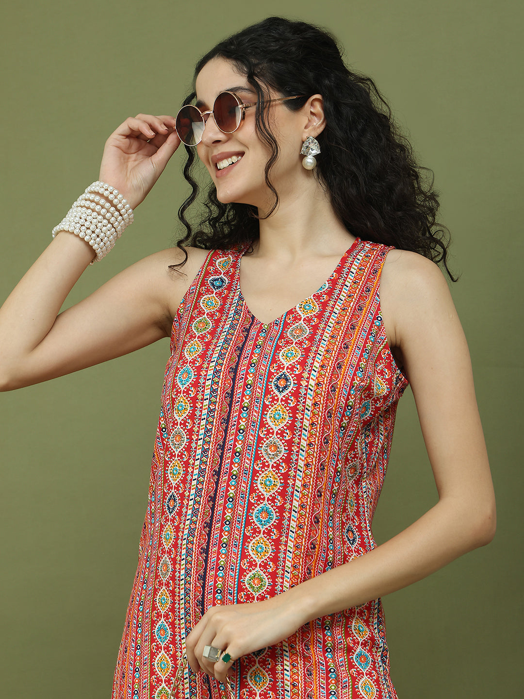 DesiQlo Women Kurta & Kurtis - Red
