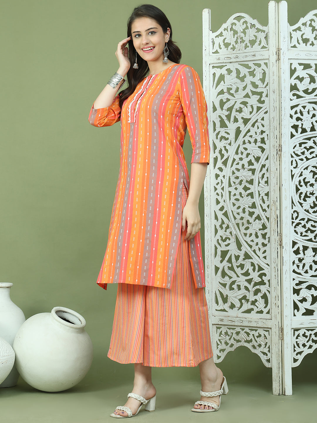 DesiQlo Women Kurta & Kurtis - Orange
