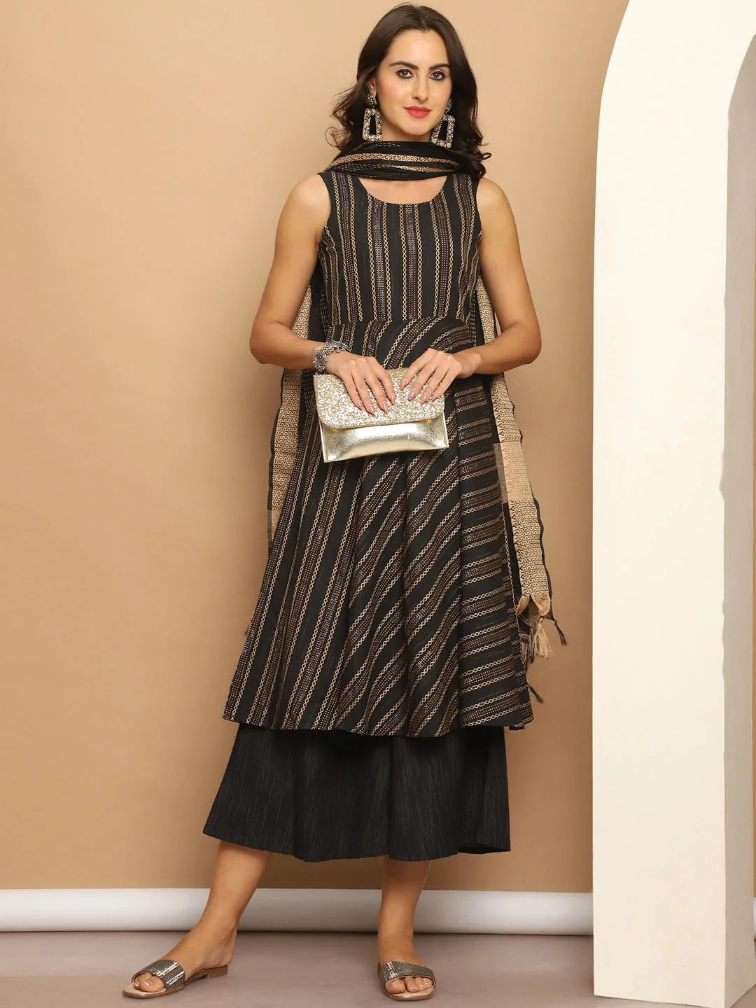 Woven Black Anarkali Kurta Set - Sleeveless Indian Kurta for W...