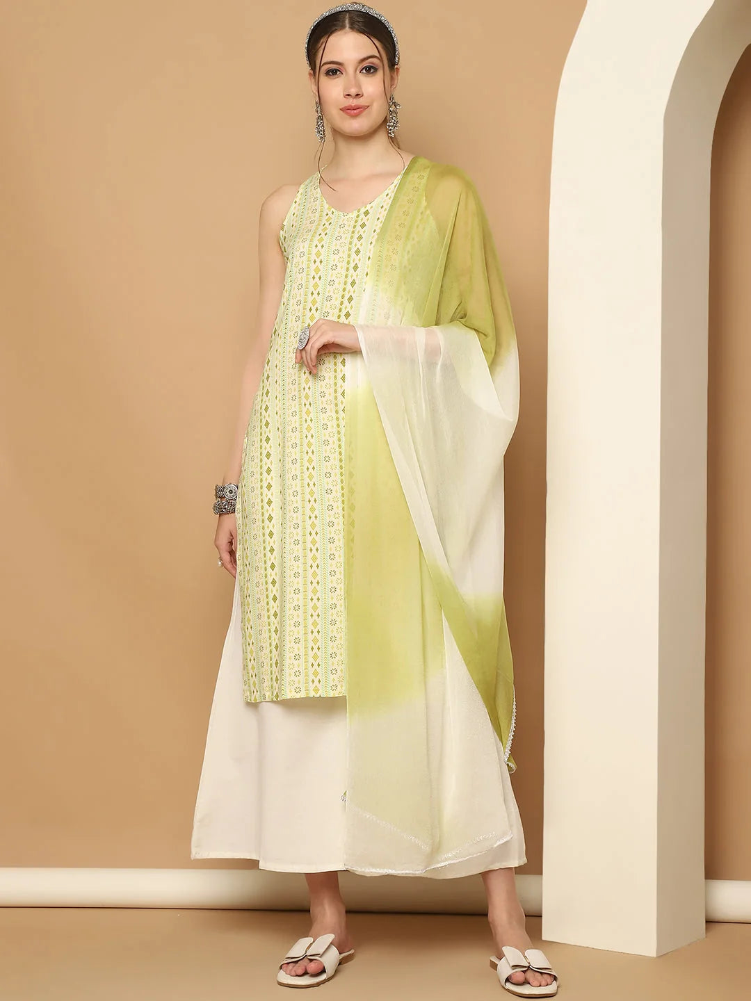 DesiQlo Green Rayon Kurta with Palazzos & Dupatta Set