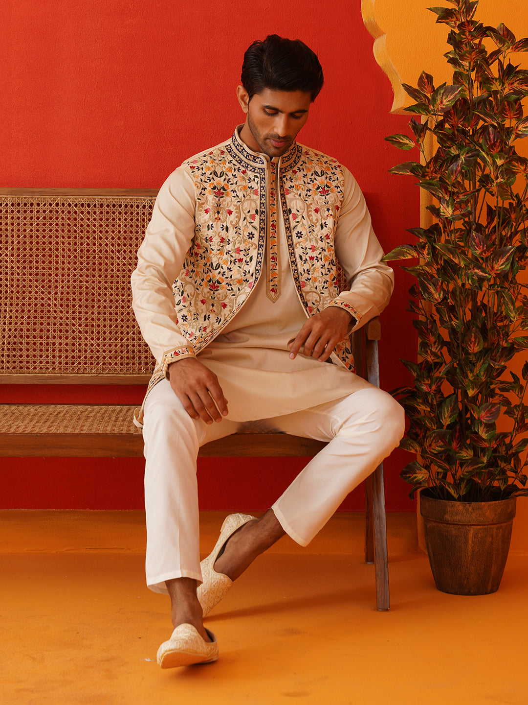 DesiQlo Men Embroidered Nehru Jacket and Kurta Pyjama S - JOKPWCS_5143