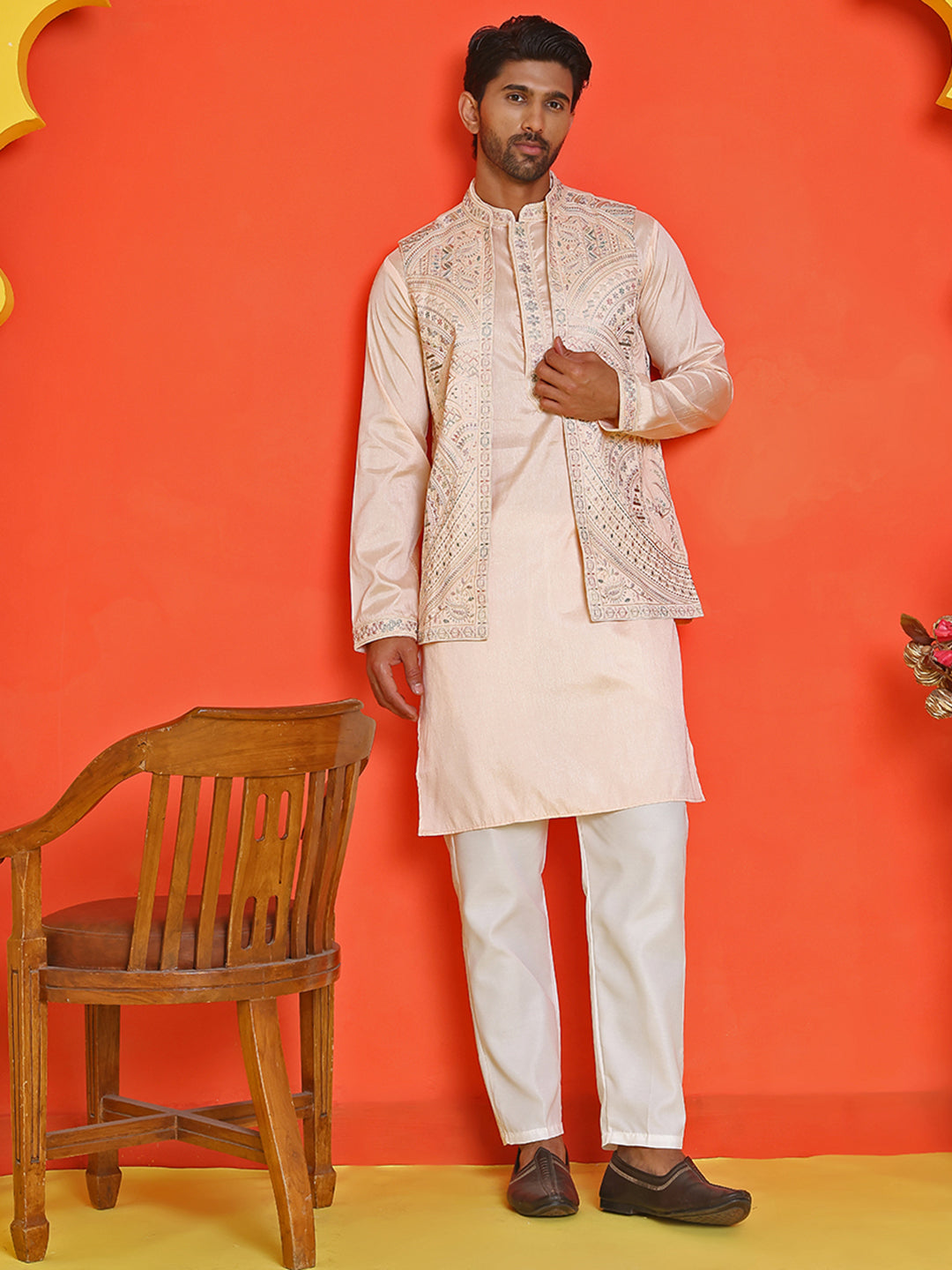 DesiQlo Men Embroidered Nehru Jacket and Kurta Pyjama S - JOKPWCS_5168