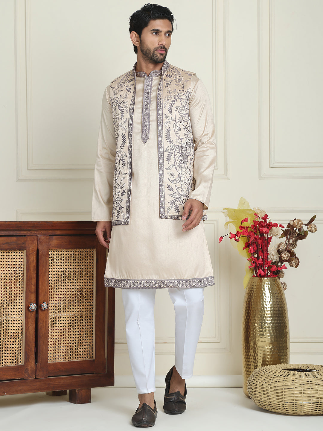 DesiQlo Men Embroidered Nehru Jacket and Kurta Pyjama S - JO 6cream