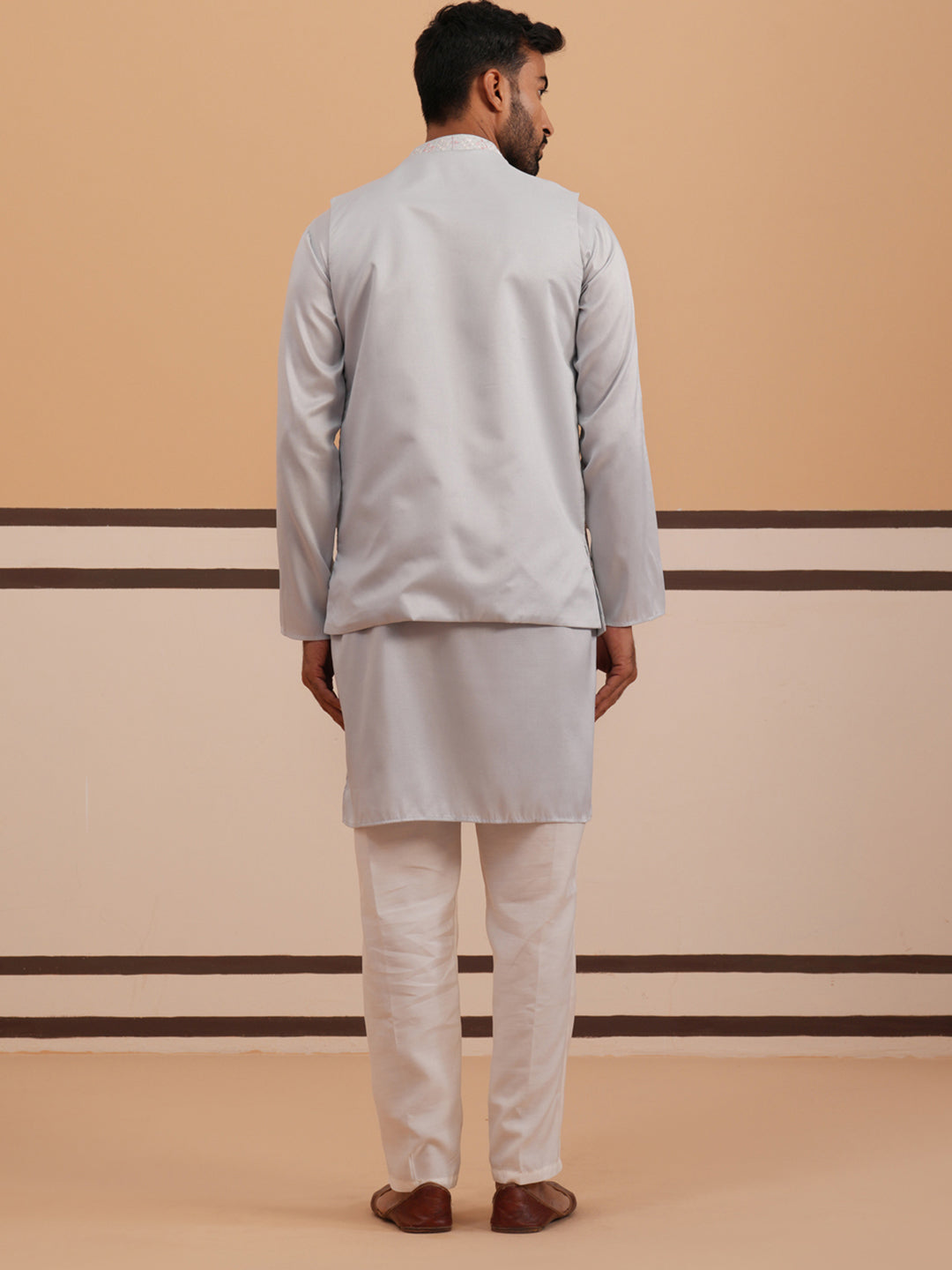 DesiQlo Men Embroidered Nehru Jacket and Kurta Pyjama S - JOKPWCS_5370
