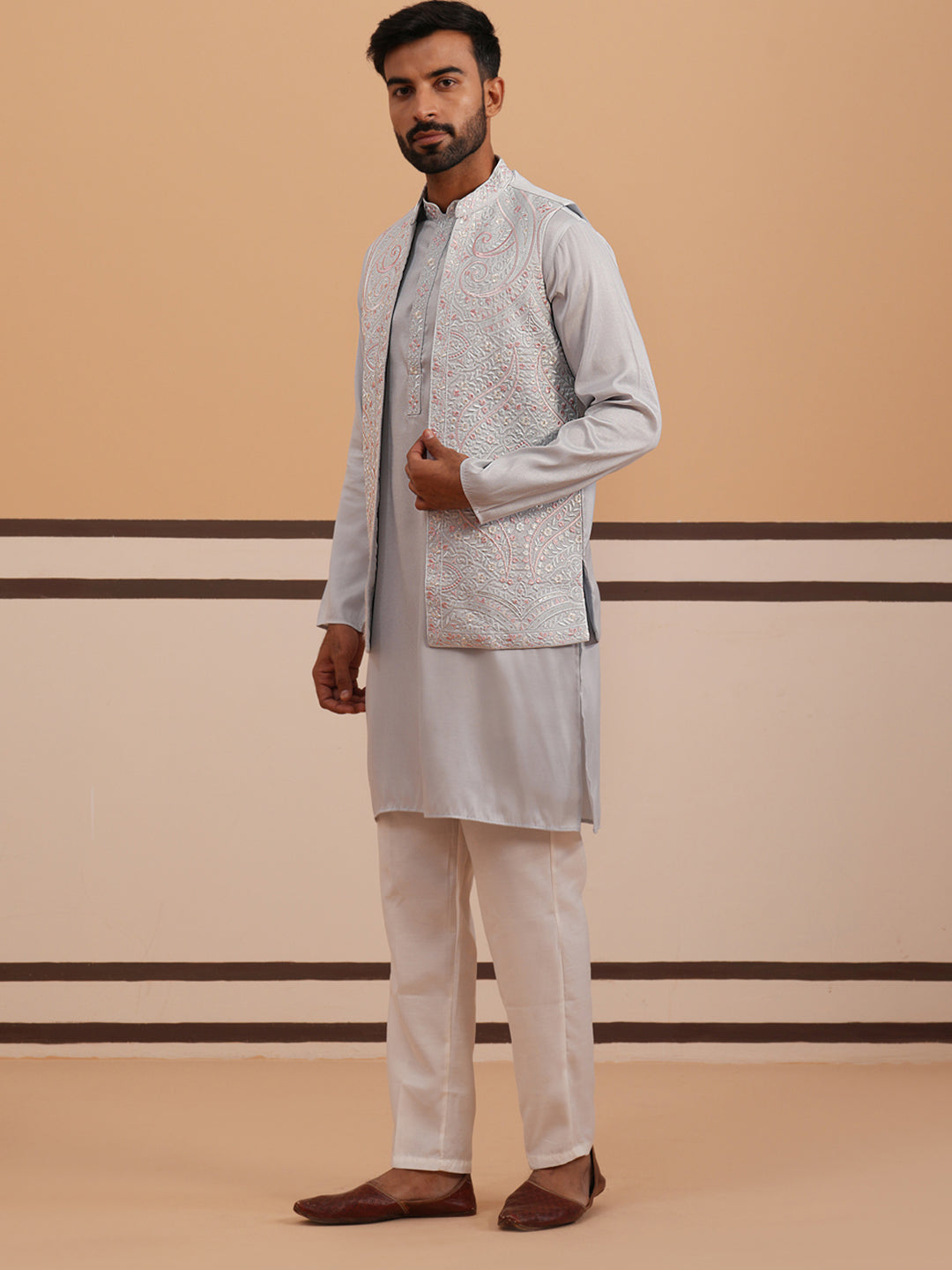 DesiQlo Men Embroidered Nehru Jacket and Kurta Pyjama S - JOKPWCS_5370