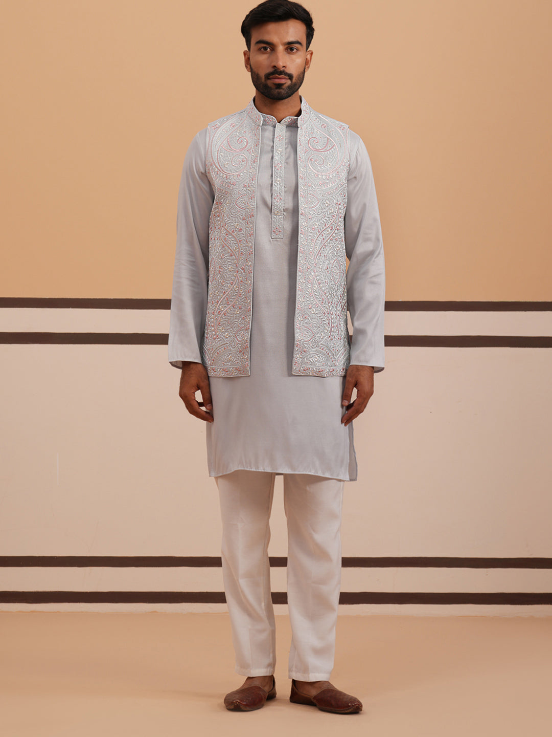 DesiQlo Men Embroidered Nehru Jacket and Kurta Pyjama S - JOKPWCS_5370