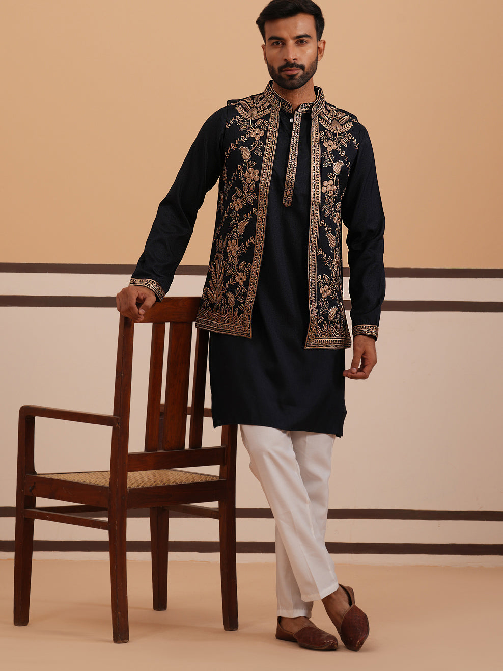 DesiQlo Men Embroidered Nehru Jacket and Kurta Pyjama S - JOKPWCS_5376