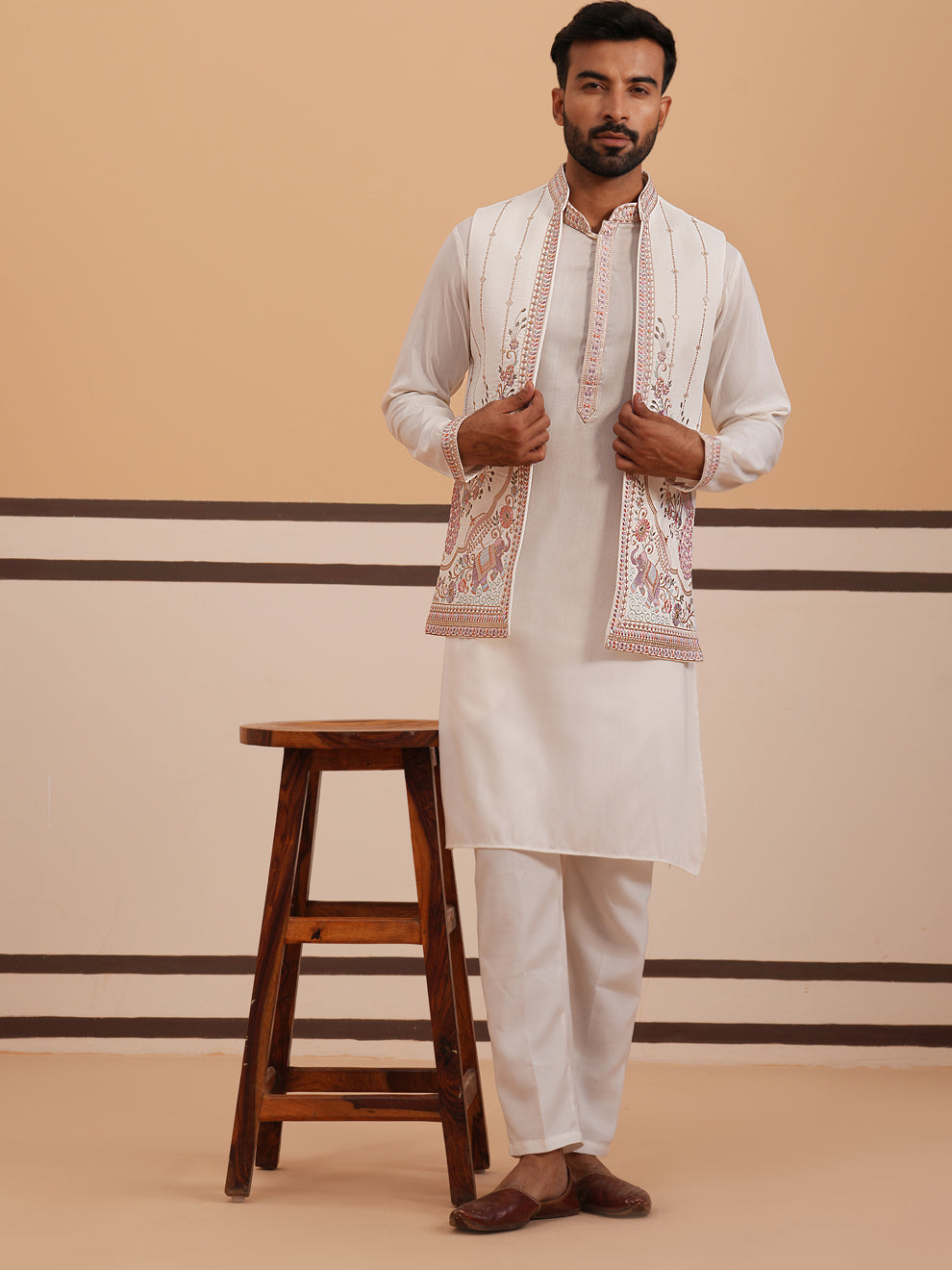 DesiQlo Men Embroidered Nehru Jacket and Kurta Pyjama S - JOKPWCS_5377