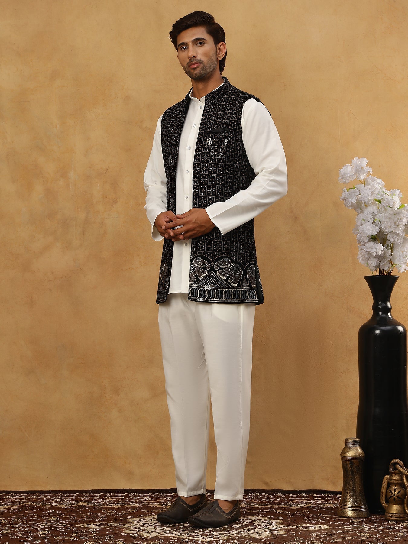 DesiQlo Men Embroidered Nehru Jacket and Kurta Pyjama S - 65KPWC_5509W