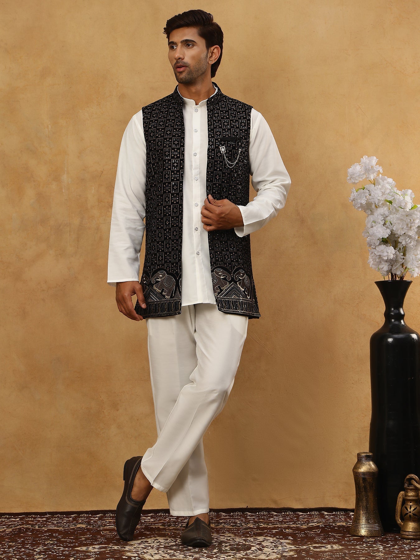 DesiQlo Men Embroidered Nehru Jacket and Kurta Pyjama S - 65KPWC_5509W