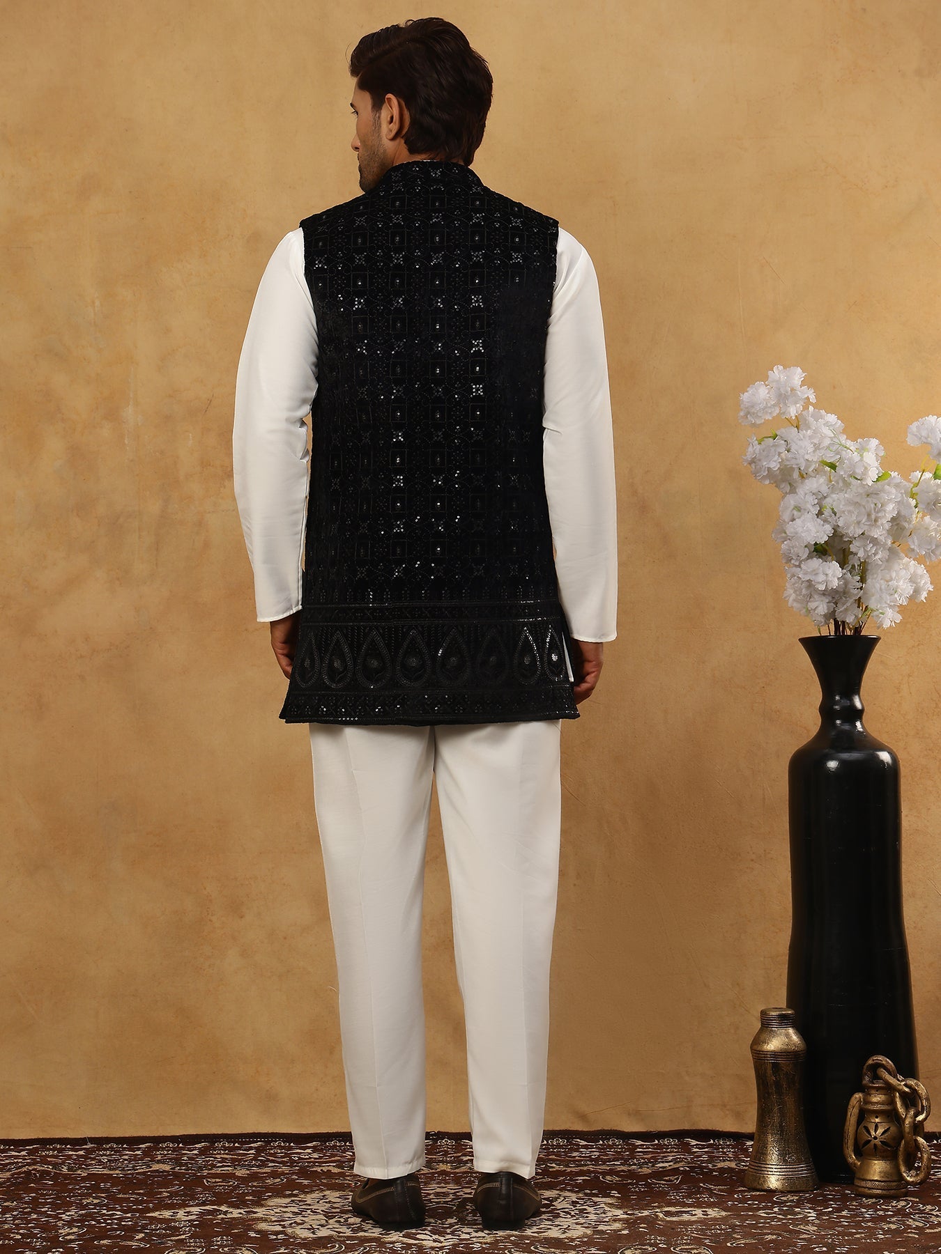 DesiQlo Men Embroidered Nehru Jacket and Kurta Pyjama S - 65 9bla 2