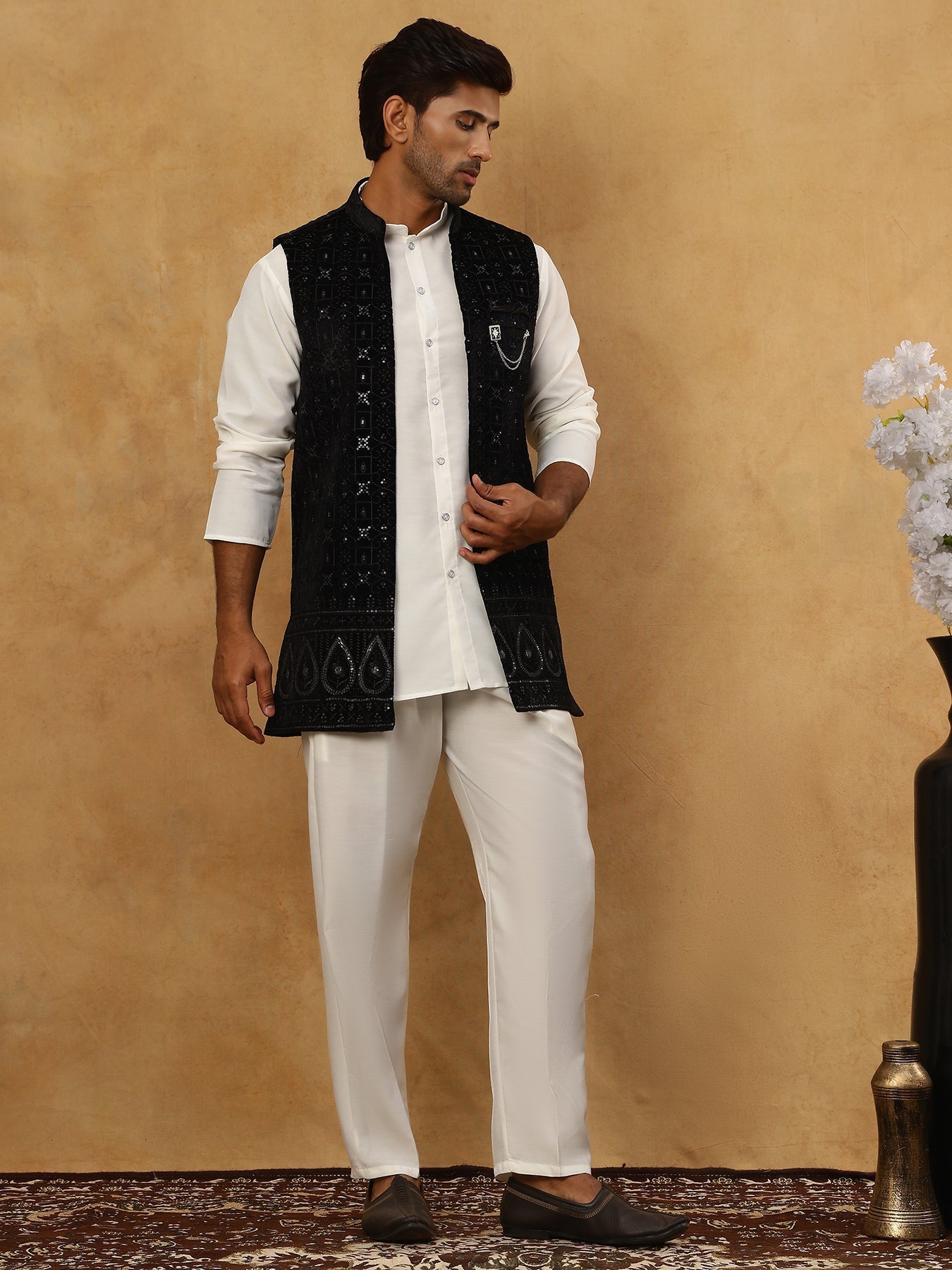 DesiQlo Men Embroidered Nehru Jacket and Kurta Pyjama S - 65 9bla 2