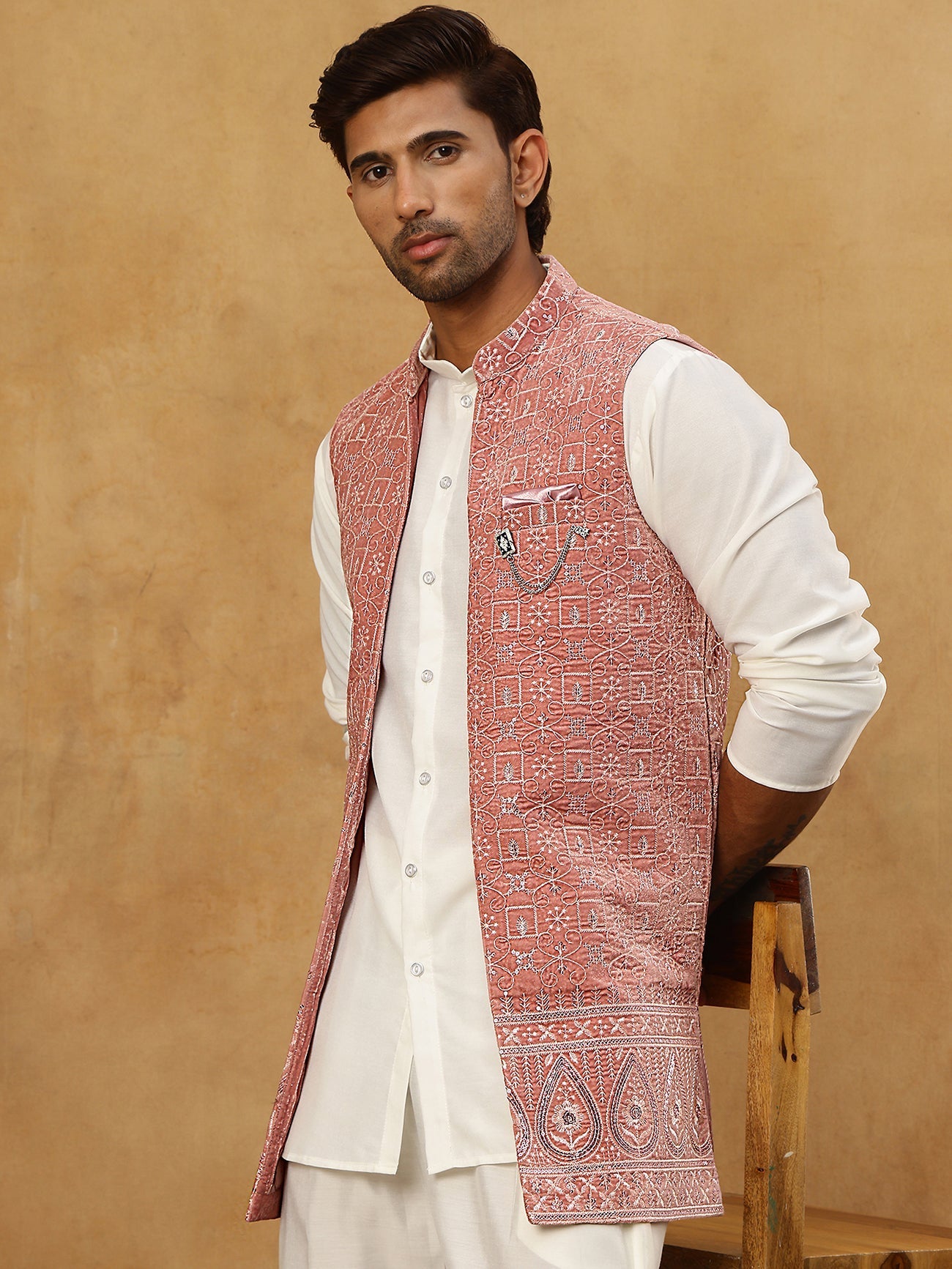 DesiQlo Men Embroidered Nehru Jacket and Kurta Pyjama Set - Pink