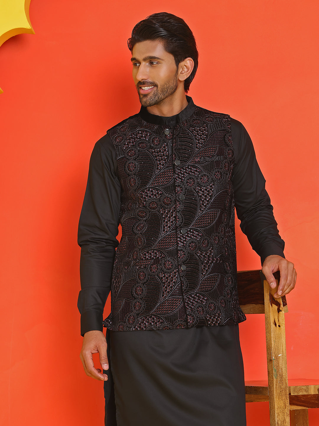 DesiQlo Men Embroidered Nehru Jacket and Kurta Pyjama S - JO 3black