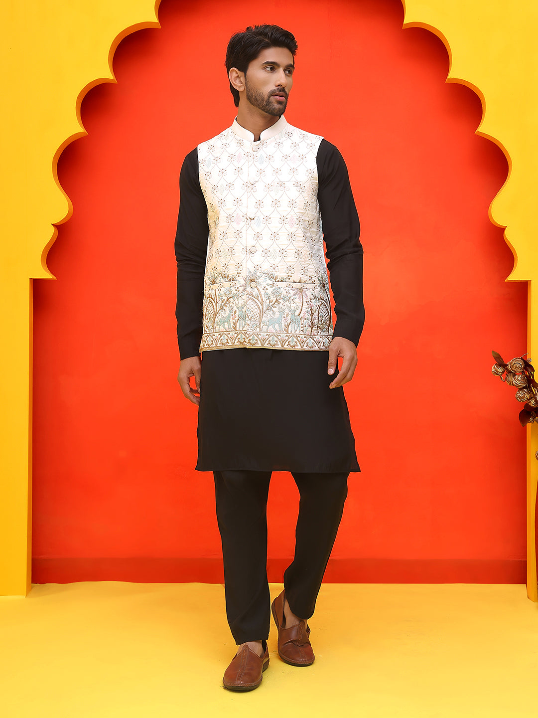DesiQlo Men Embroidered Nehru Jacket and Kurta Pyjama S - JO 4whi 2