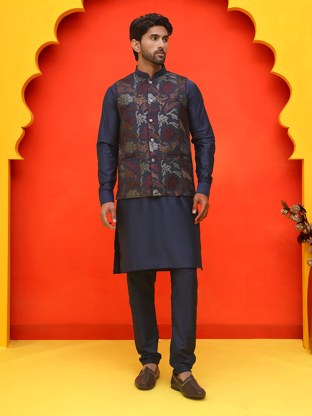 DesiQlo Men Embroidered Nehru Jacket and Kurta Pyjama S - JOKPWC_592N_