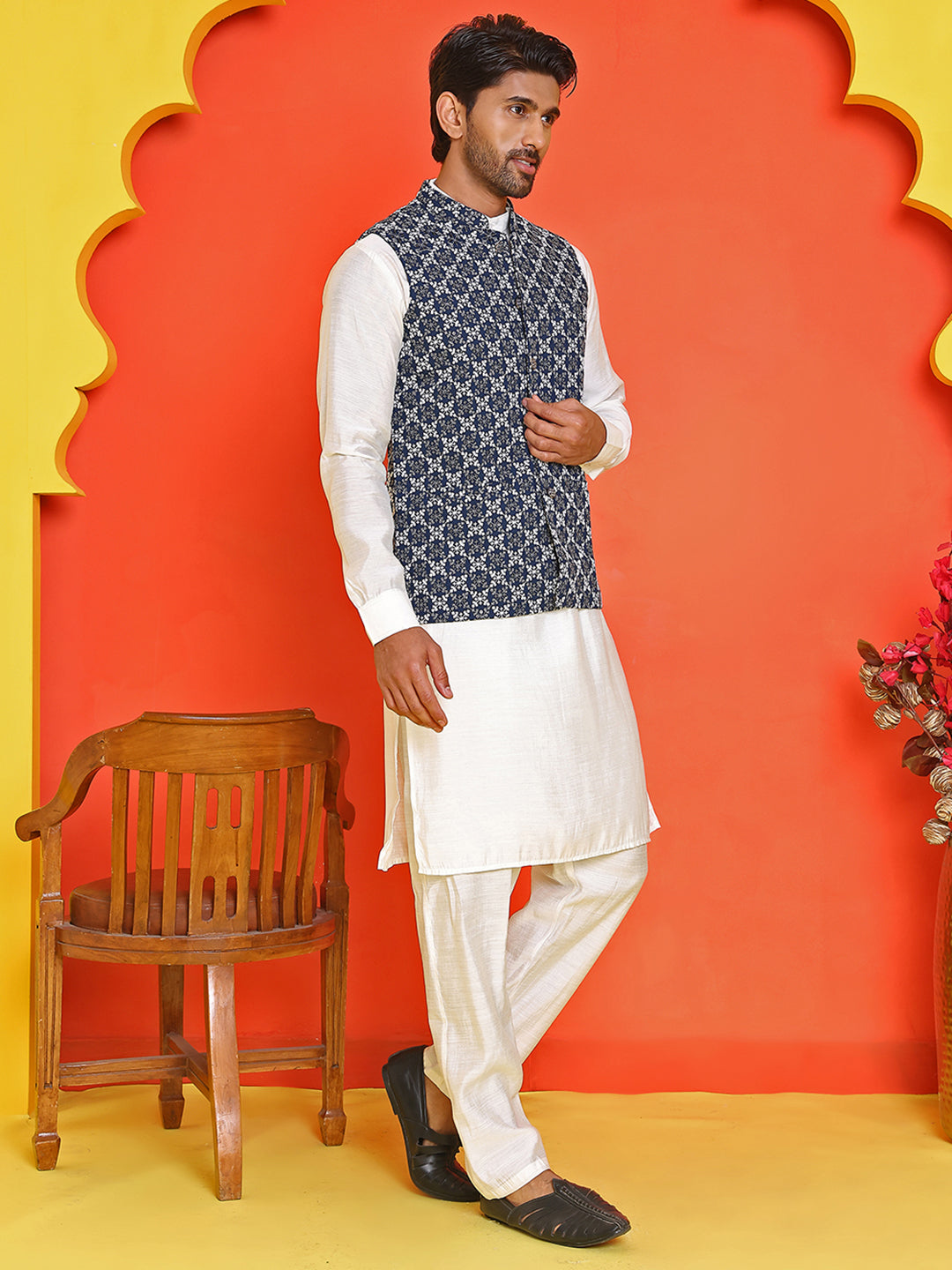 DesiQlo Men Embroidered Nehru Jacket and Kurta Pyjama S - JO eacock