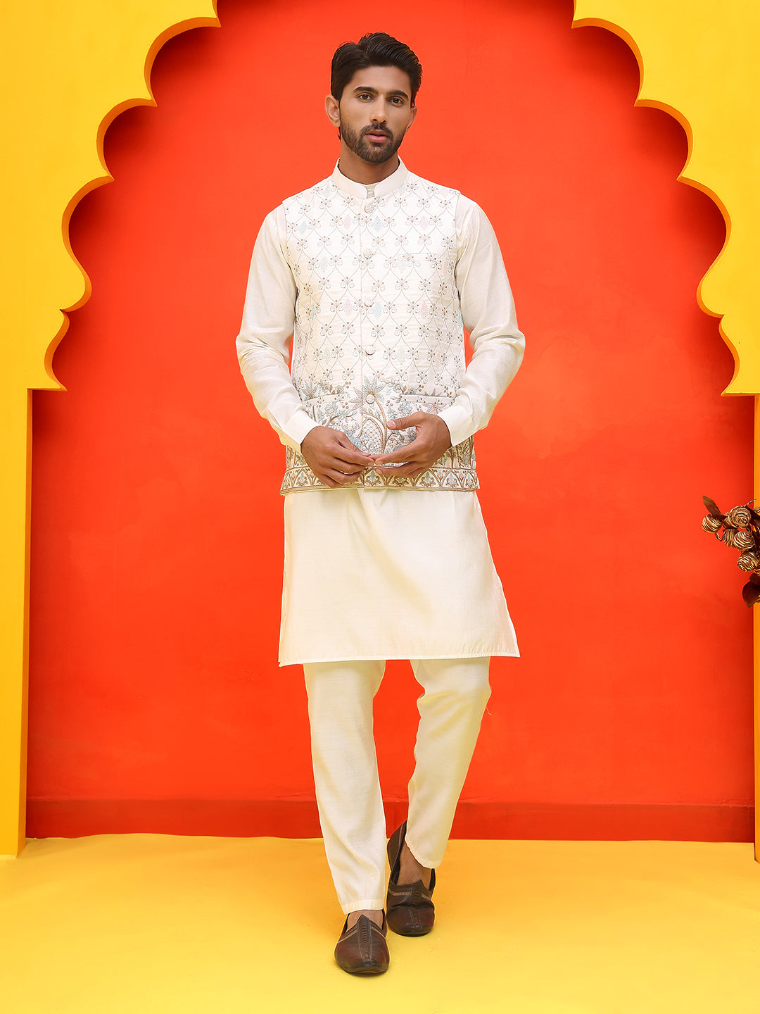 DesiQlo Men Embroidered Nehru Jacket and Kurta Pyjama S - JO 4whi 3