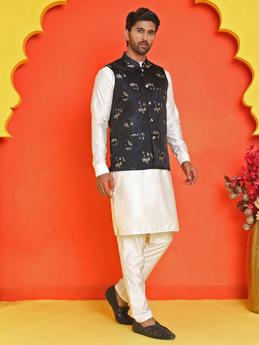 DesiQlo Men Self Design Nehru Jacket and Kurta Pyjama S - JOKPWC_592W_