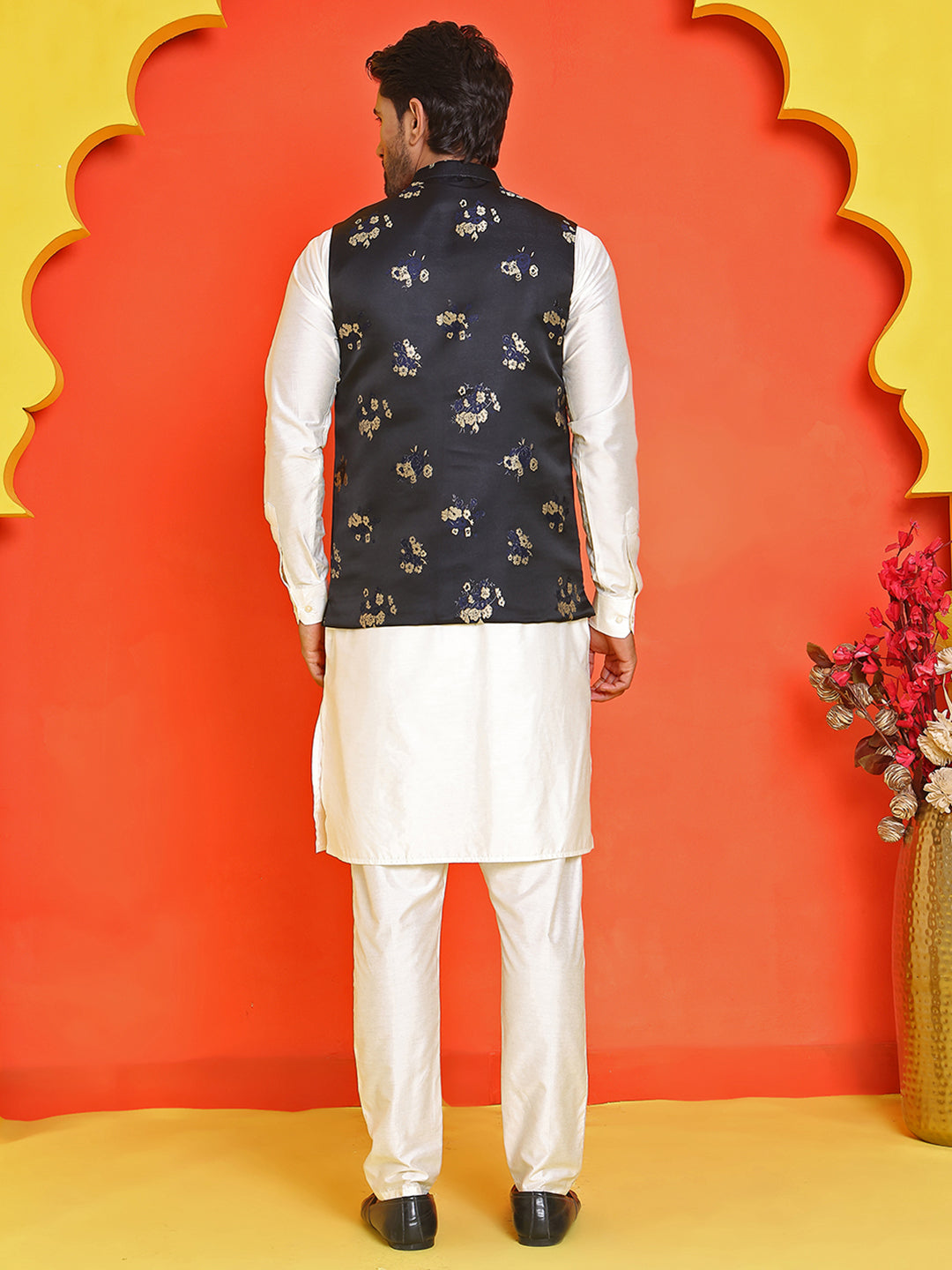 DesiQlo Men Self Design Nehru Jacket and Kurta Pyjama S - JOKPWC_592W_