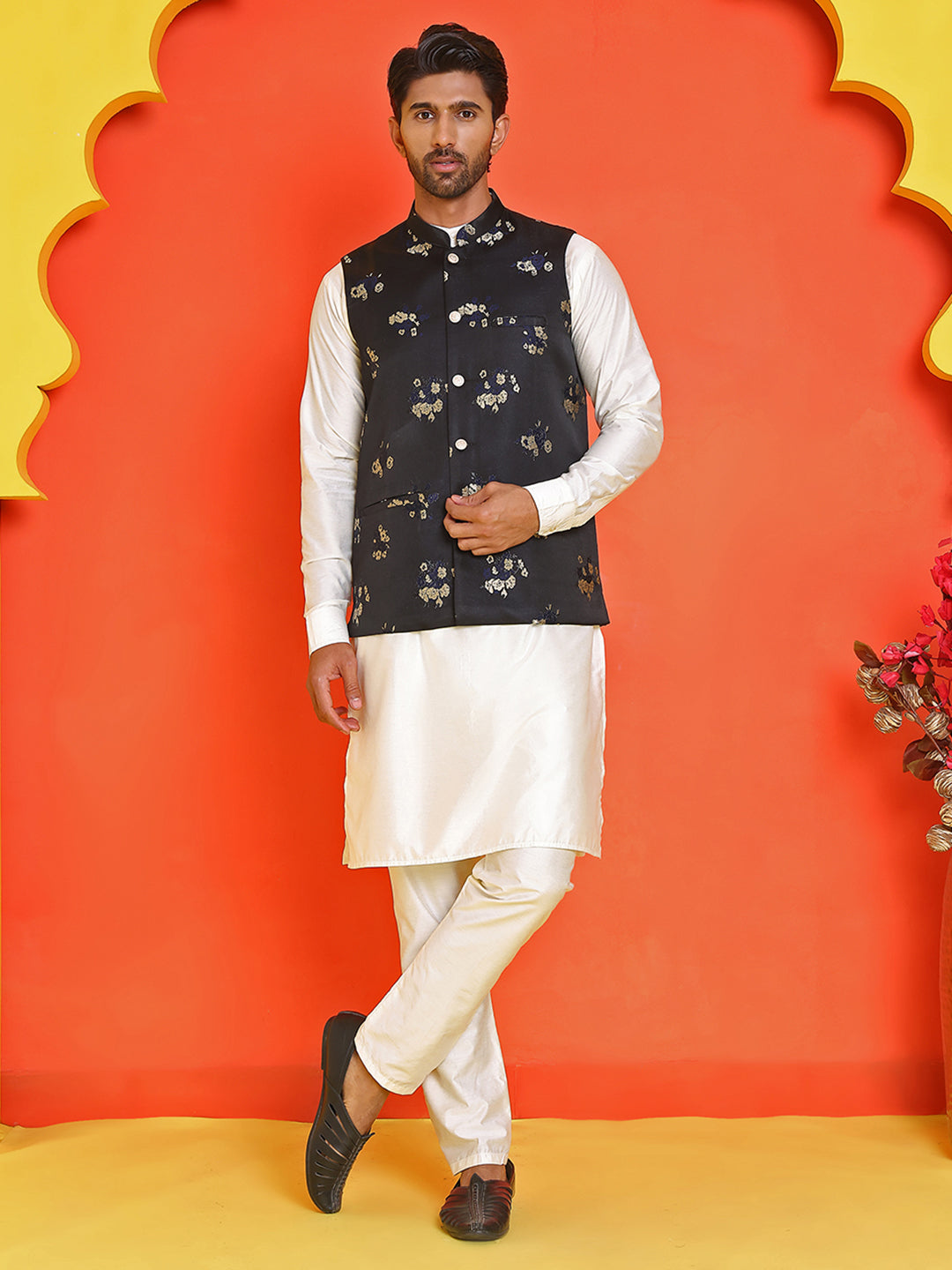 DesiQlo Men Self Design Nehru Jacket and Kurta Pyjama S - JOKPWC_592W_