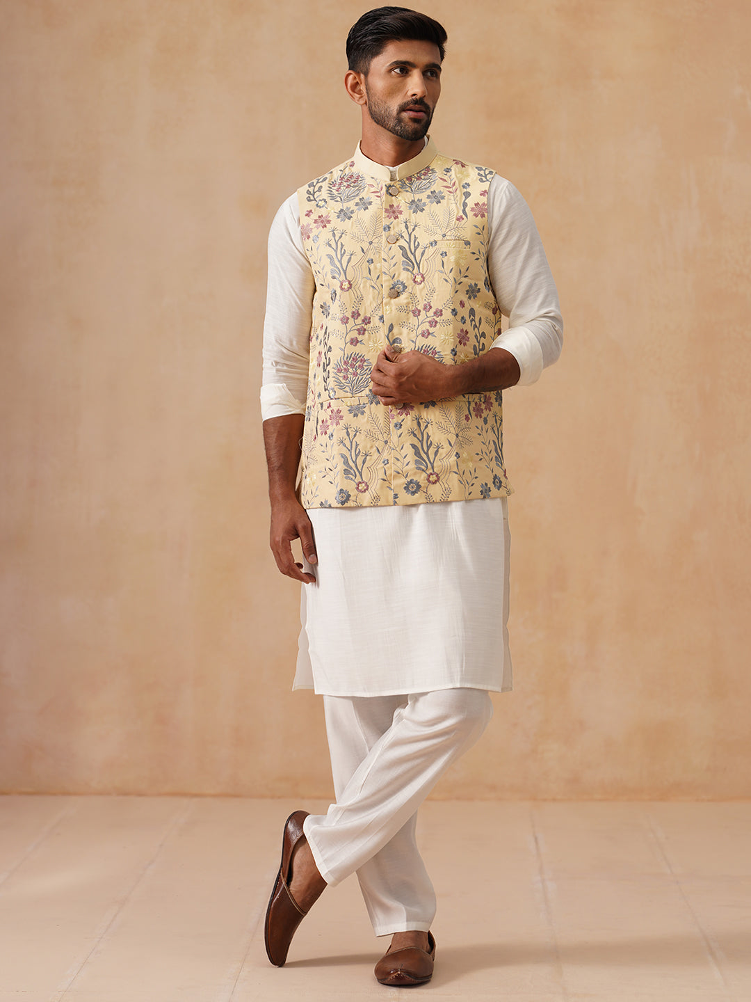 DesiQlo Men Embroidered Nehru Jacket and Kurta Pyjama S - JO yellow