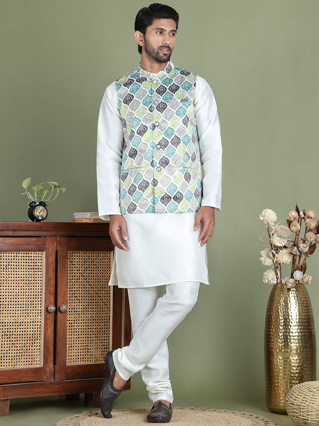 DesiQlo Men Printed Nehru Jacket and Kurta Pyjama Set - - JO 0green
