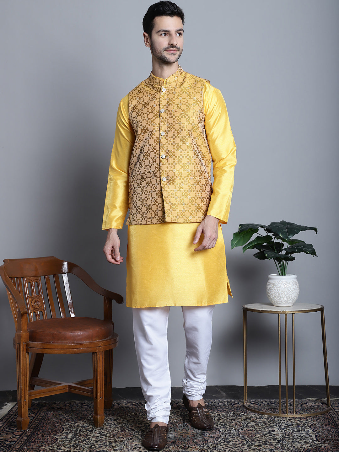 Men's Woven Nehru Jacket & Kurta Pajama Set | Ethnic Fashion