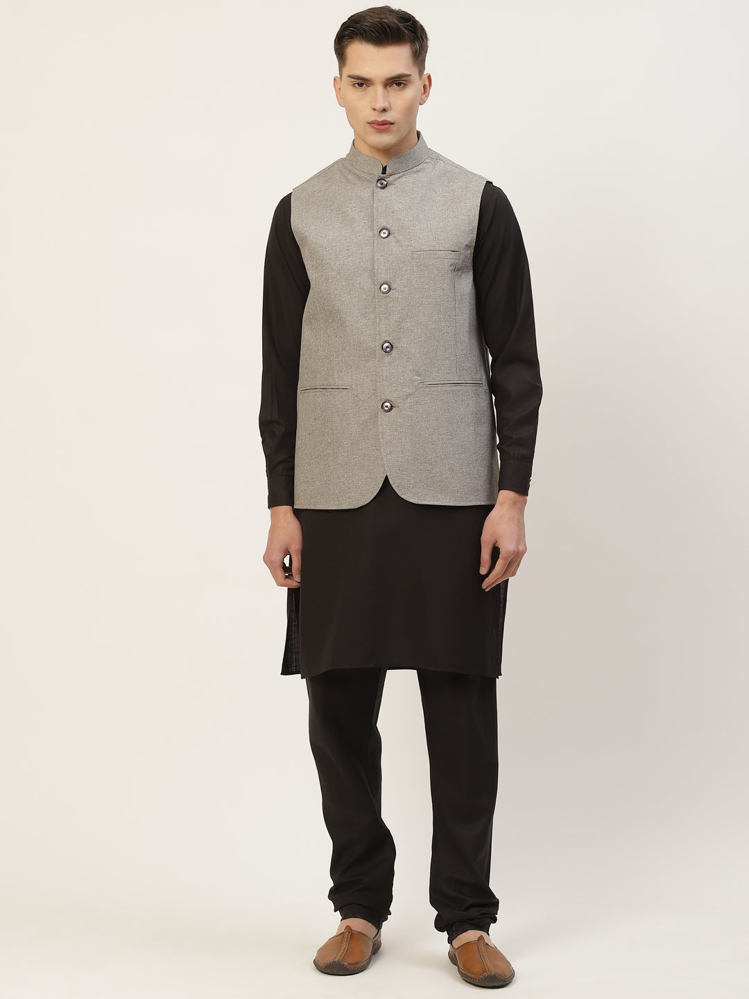 DesiQlo Men Ethnic Set with waistcoat - Black