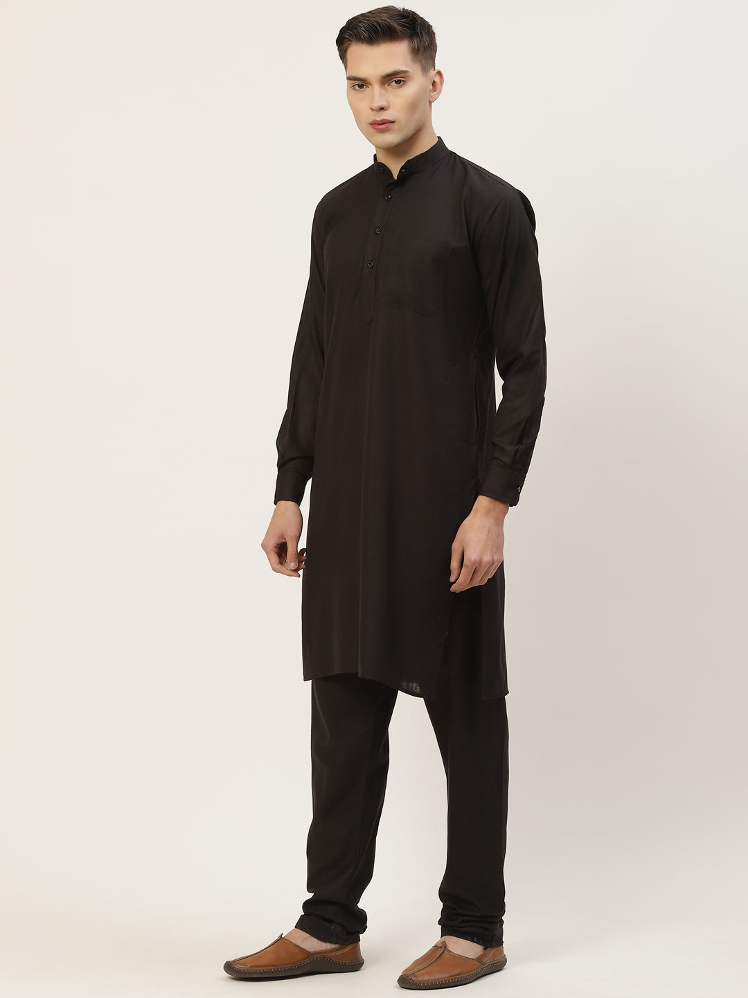 DesiQlo Men Ethnic Set with waistcoat - Black