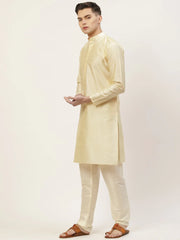 Men's Solid Kurta Pyjama With Floral Navy Printed Nehru Jacket( JOKPWC G-D 4032Navy )