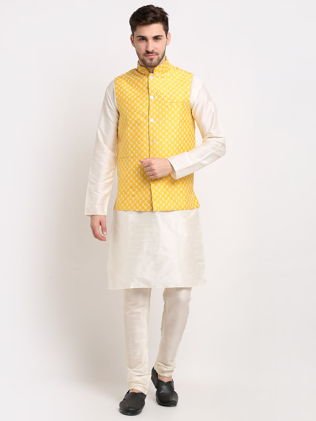 Men's Embroidered Solid Nehru Jacket & Kurta Pyjama