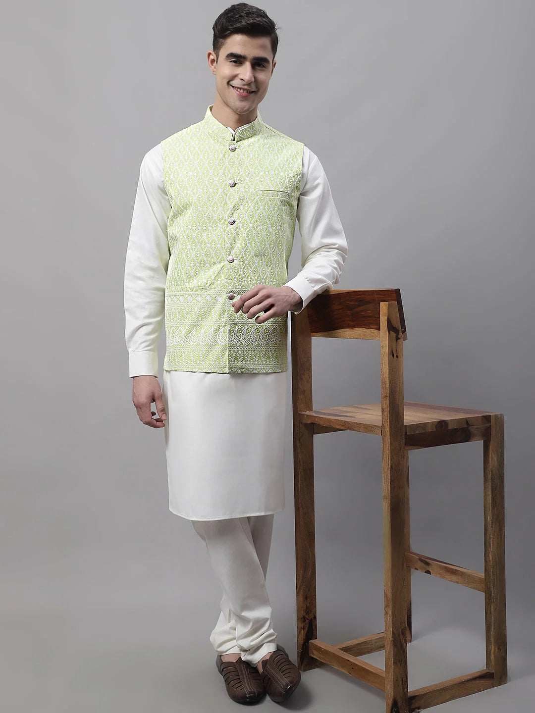Men off-White Solid Kurta Pyjama with Green Embroidered Nehru Jacket